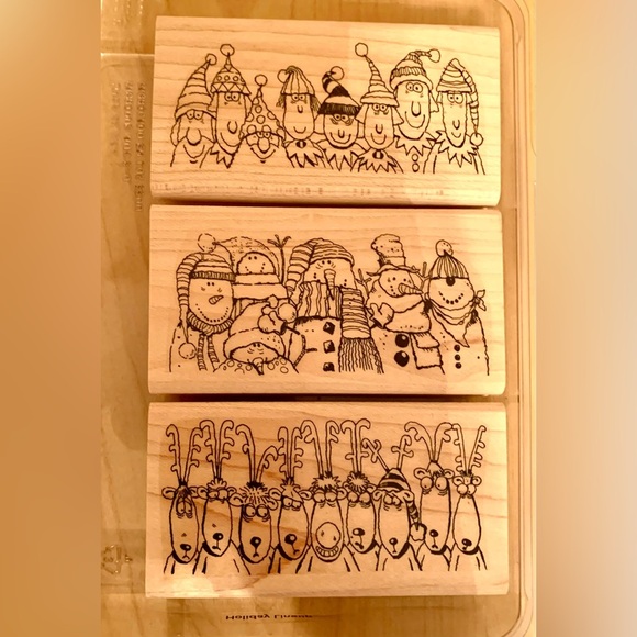 🎨NEW 3/LOT Winter Character Theme Stamps - Picture 1 of 3